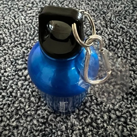 New Never Used Metal Water Bottle BPA Free - Coolsculpting Logo - Picture 7 of 10